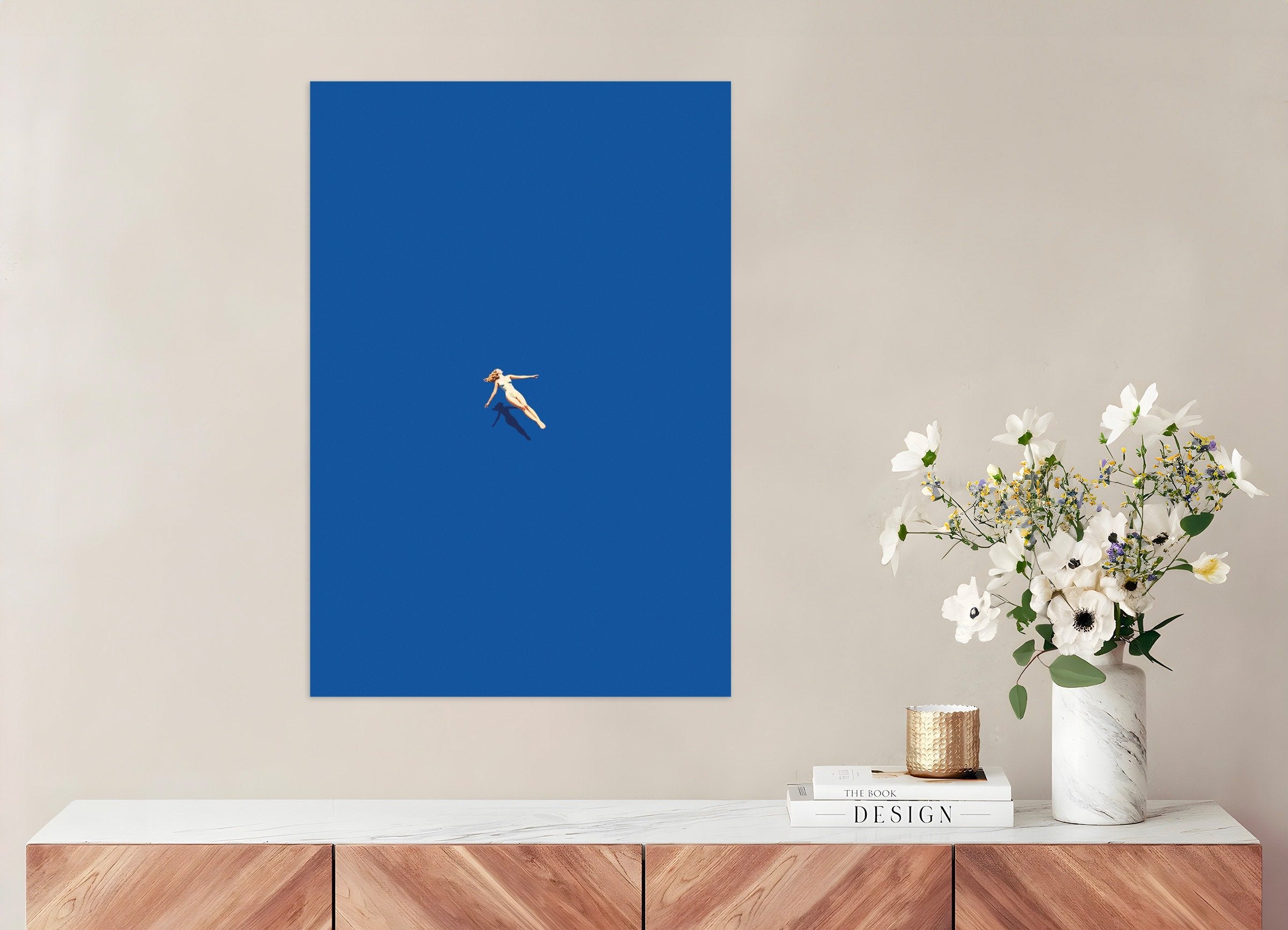 Donna che galleggia sull'acqua, poster SPA
