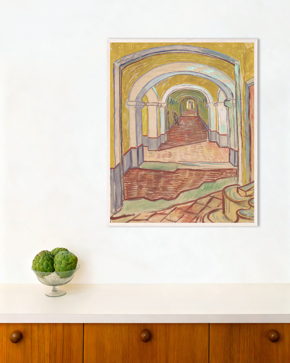Poster di Corridoio del manicomio (1889) di Vincent van Gogh, con cornice in legno bianco