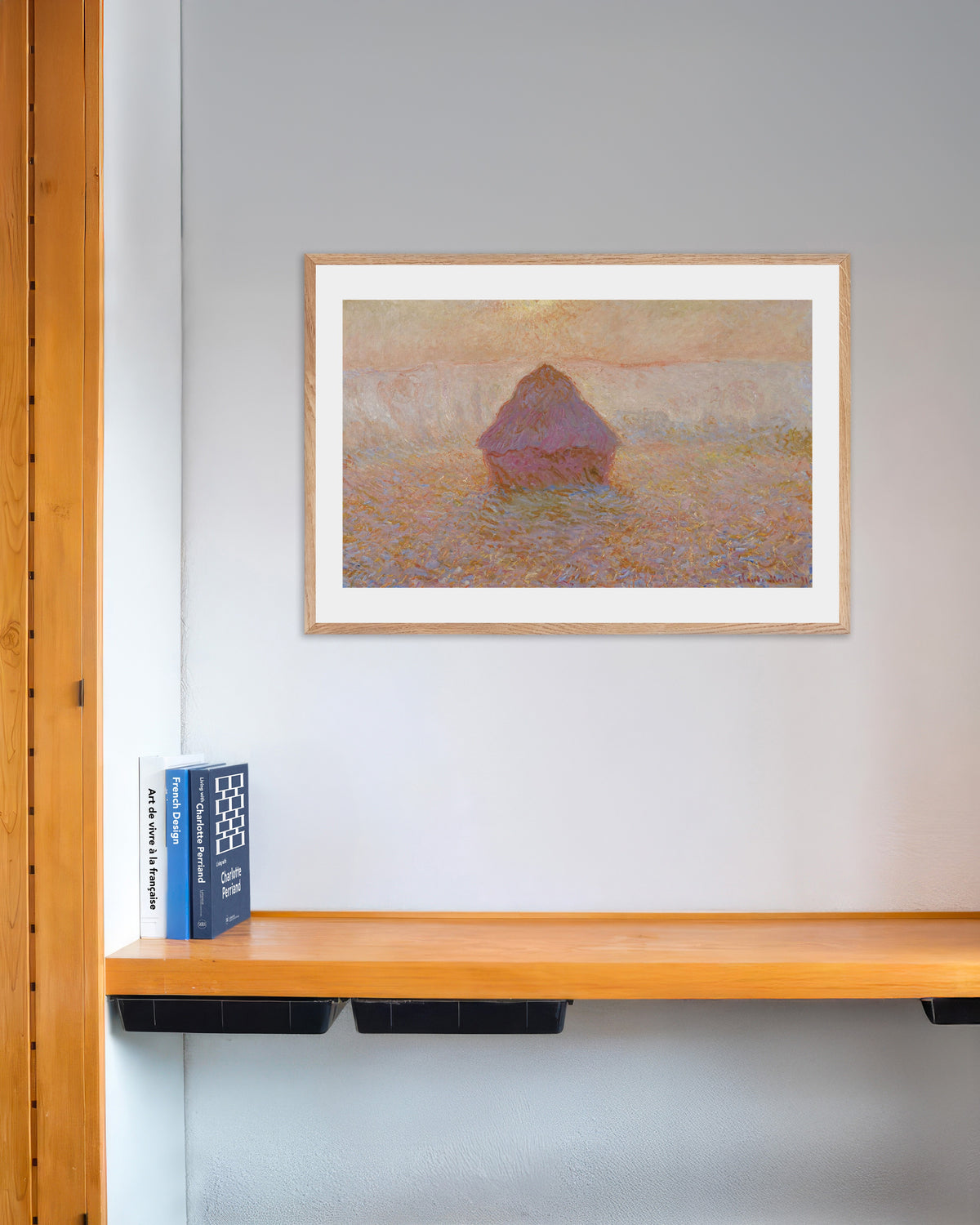 Poster Covone, sole nella nebbia (1891) di Claude Monet con cornice in legno naturale