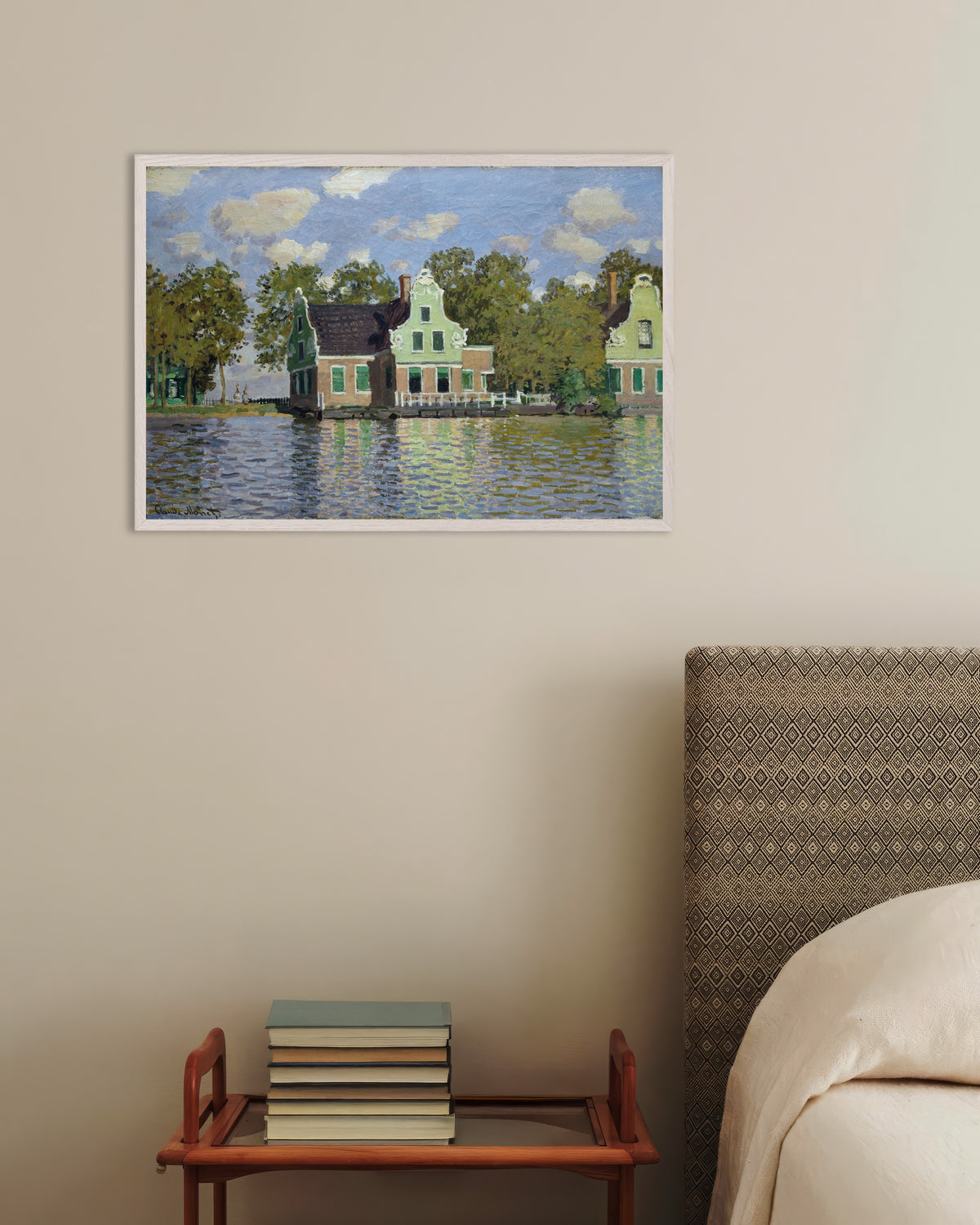 Poster Case sulla riva dello Zaan (1871) di Claude Monet con cornice in legno bianco