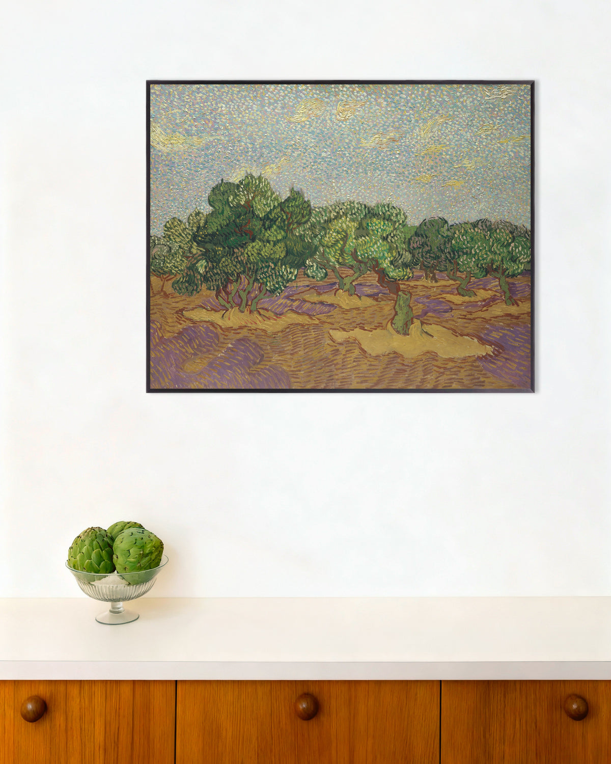 Poster di Ulivi sotto un cielo pallido (1889) di Vincent van Gogh, con cornice in metallo