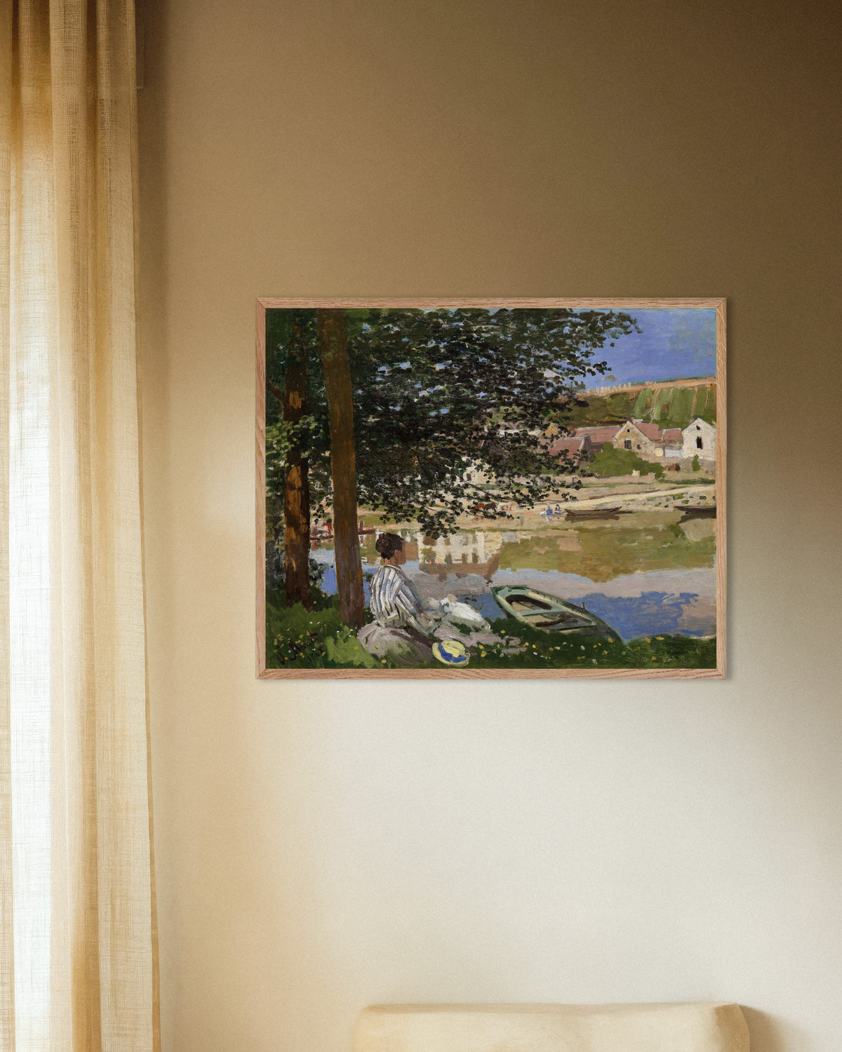 Poster Sulla riva della Senna, Bennecourt (1868) di Claude Monet con cornice in legno naturale