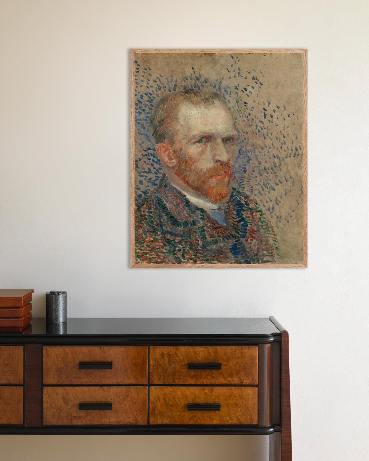 Poster di Autoritratto con tratti blu (1887) di Vincent van Gogh, con cornice in legno naturale