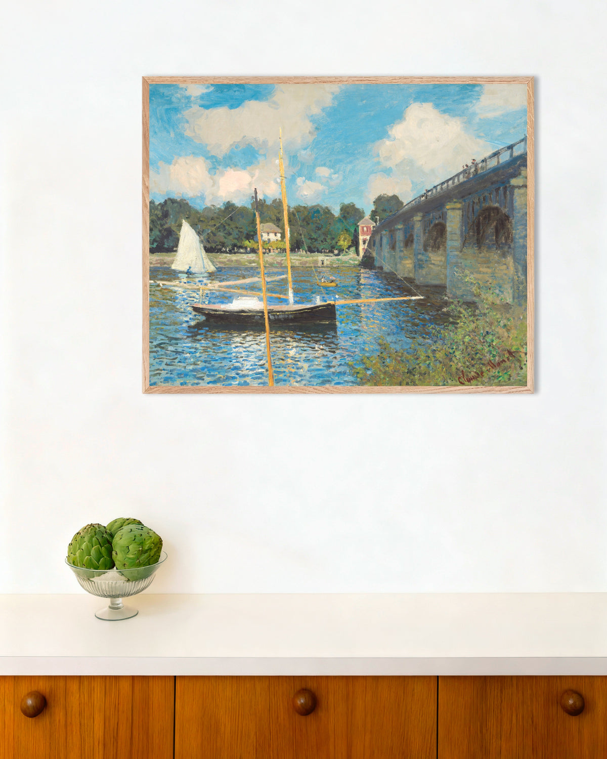 Poster Il ponte ad Argenteuil (1874) di Claude Monet con cornice in legno naturale