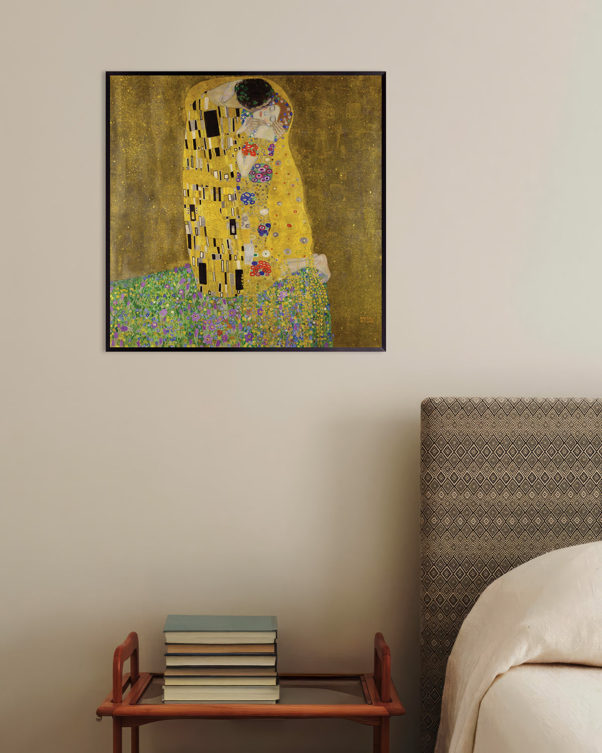 Poster Il bacio (1907–1908) di Gustav Klimt con cornice in metallo