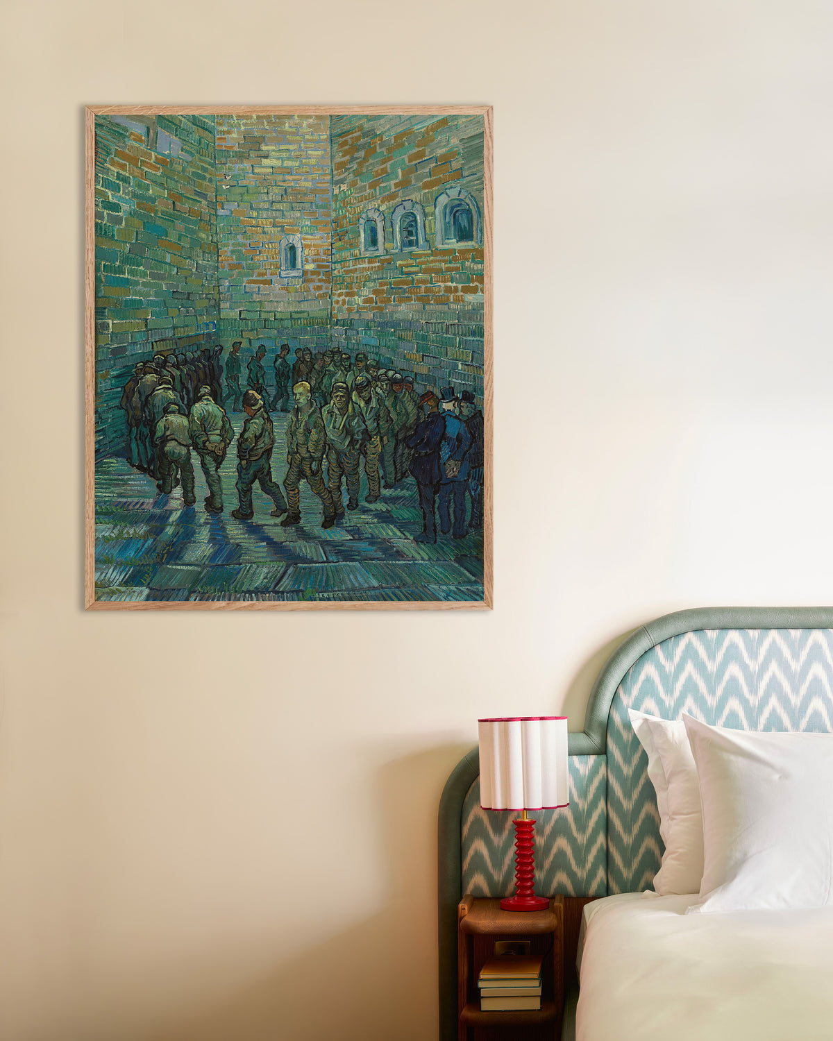 Poster de Il cortile della prigione, da Doré (1890), di Vincent van Gogh, con cornice in legno naturale