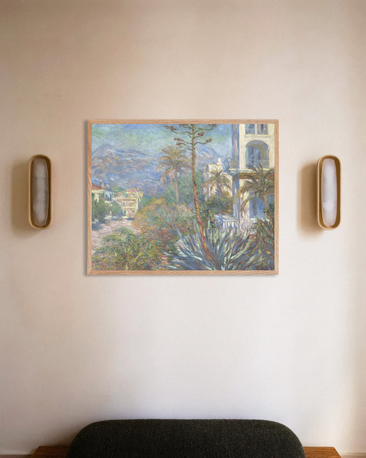 Poster Ville a Bordighera (1884) di Claude Monet con cornice in legno naturale