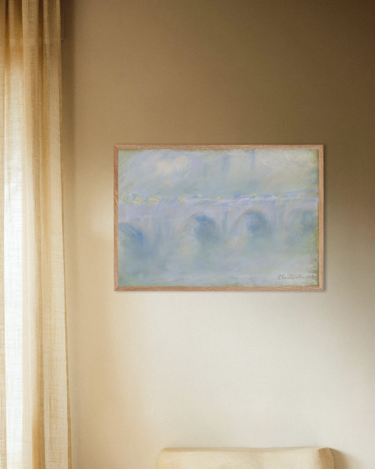 Poster Il ponte di Waterloo (1901) di Claude Monet con cornice in legno naturale