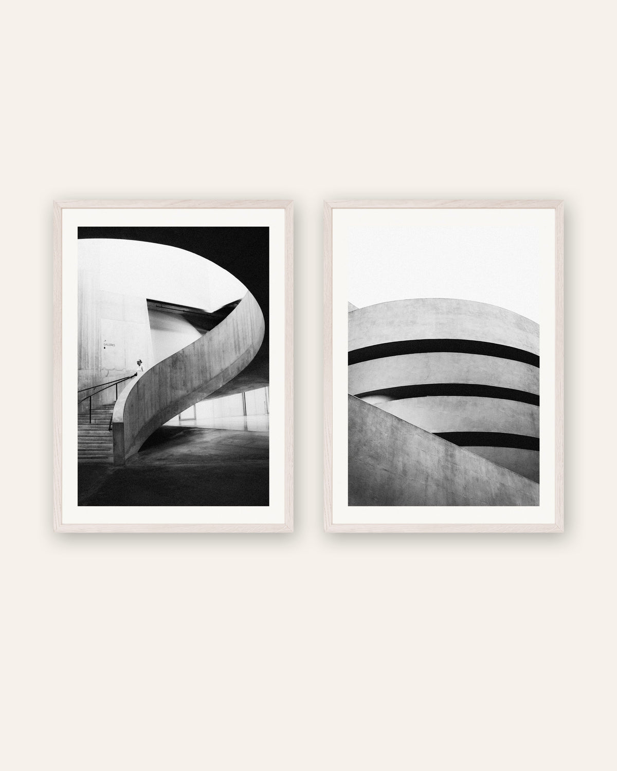 Poster brutalisti, set da 2: curve di cemento, con cornici in rovere bianco