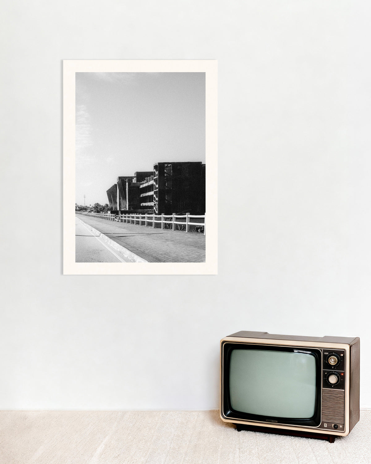 Poster «Rovine di cemento lungo la strada»