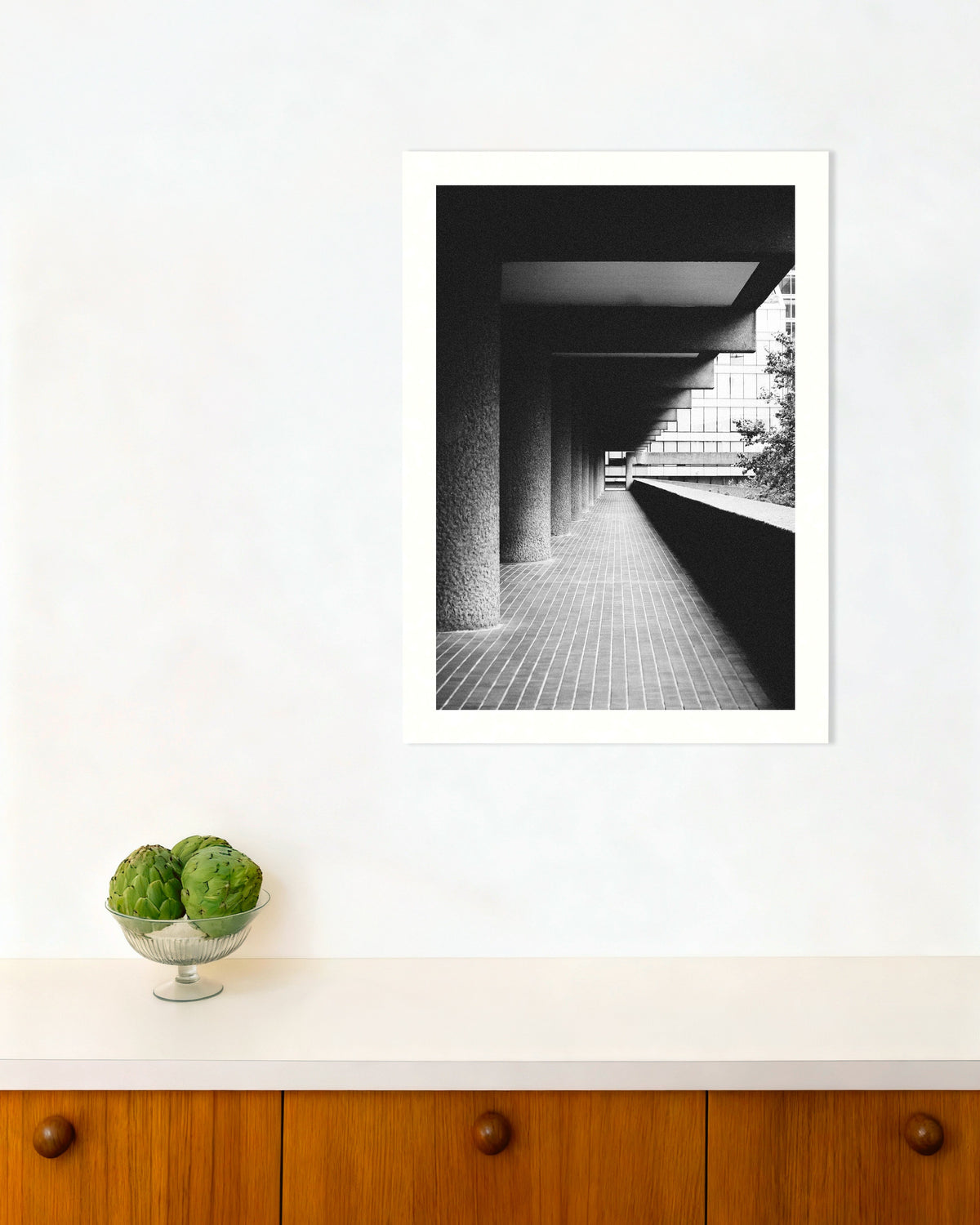 Poster «Passaggio coperto con colonne grezze»