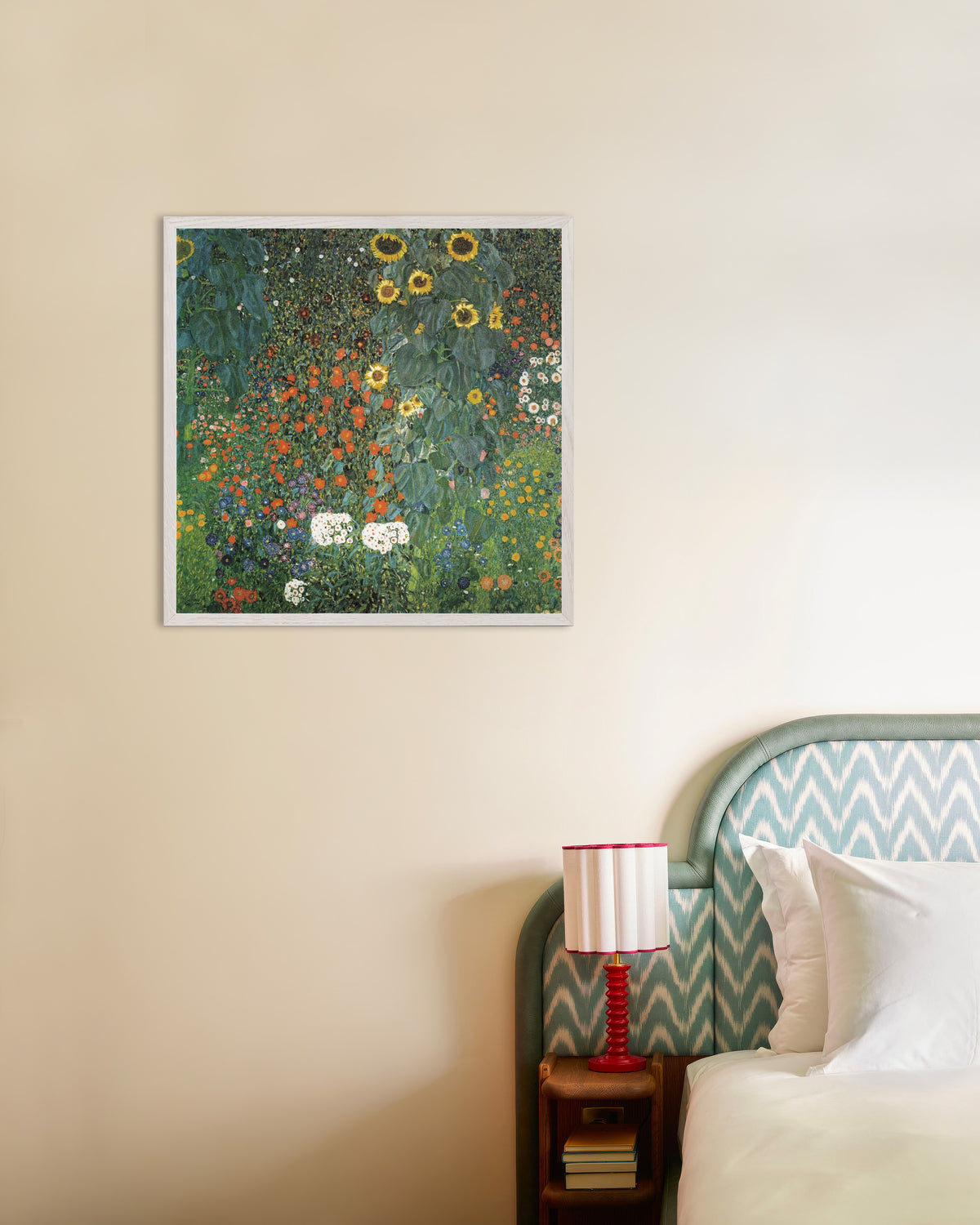 Poster Giardino di campagna con girasoli (1907) di Gustav Klimt con cornice in legno bianco