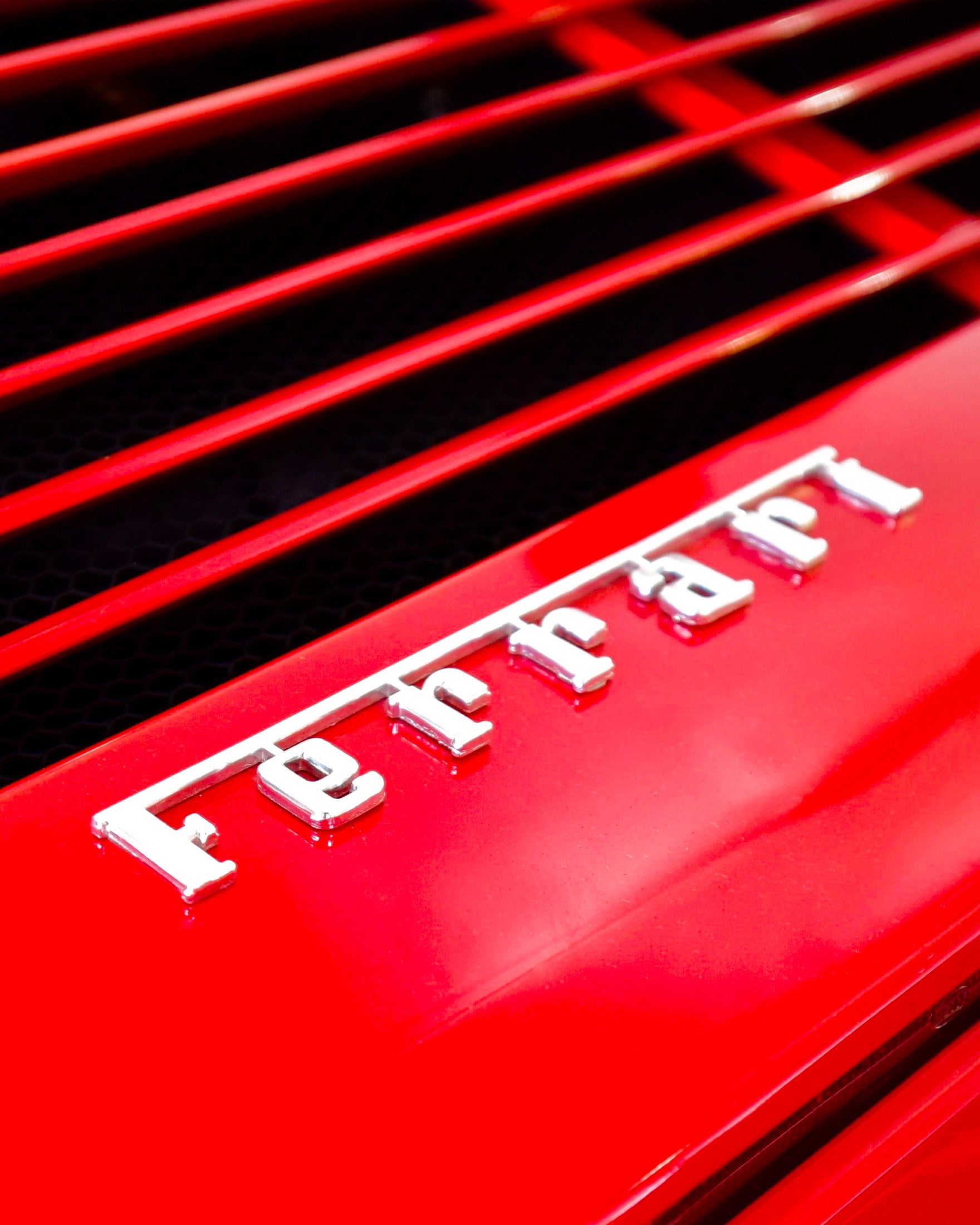 Poster Ferrari, logo in primo piano