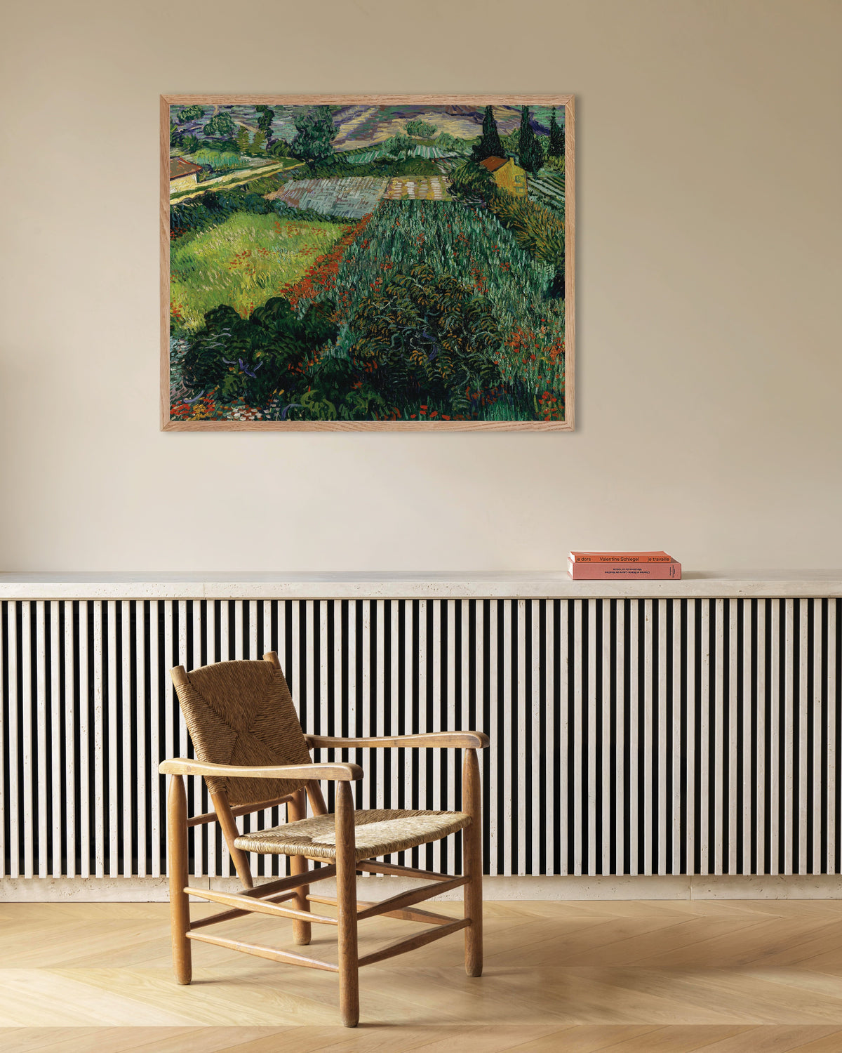 Poster di Campo di papaveri (1889) di Vincent van Gogh, con cornice in legno naturale