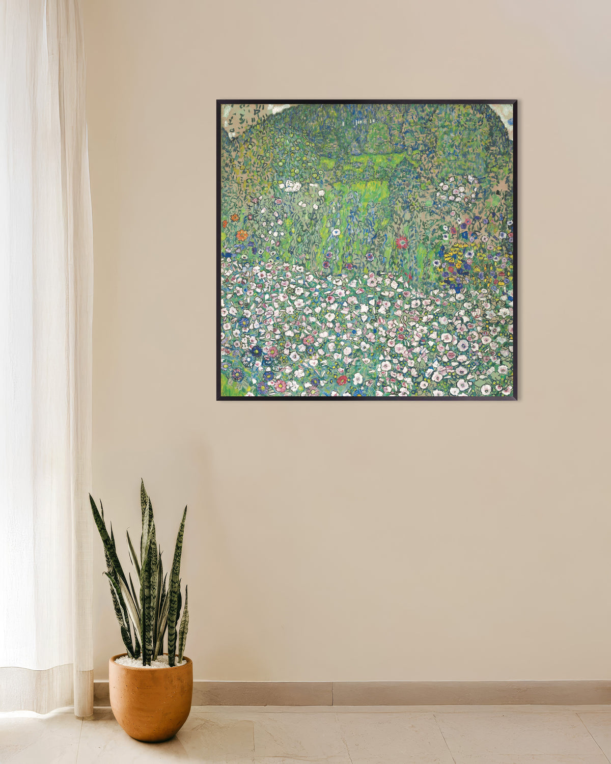 Poster di Paesaggio con giardino e collina (1916) di Gustav Klimt, con cornice in metallo