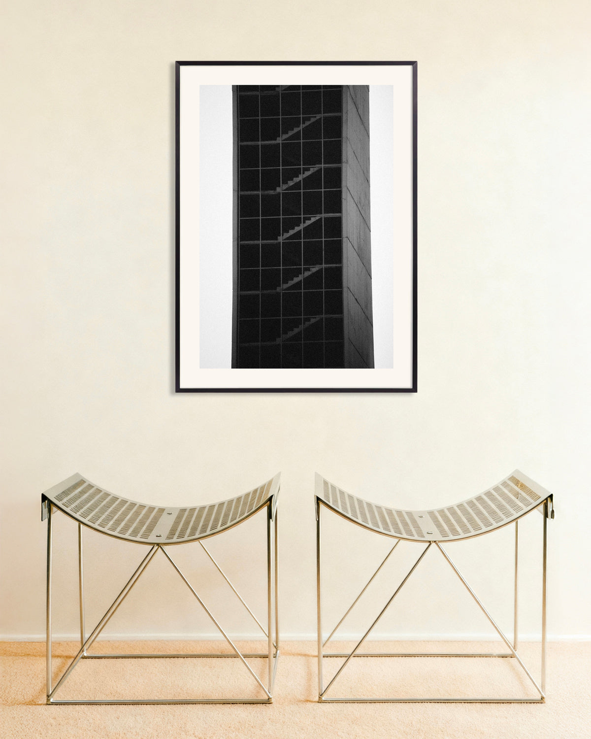 Poster «Torre di scale in vetro», con cornice in metallo