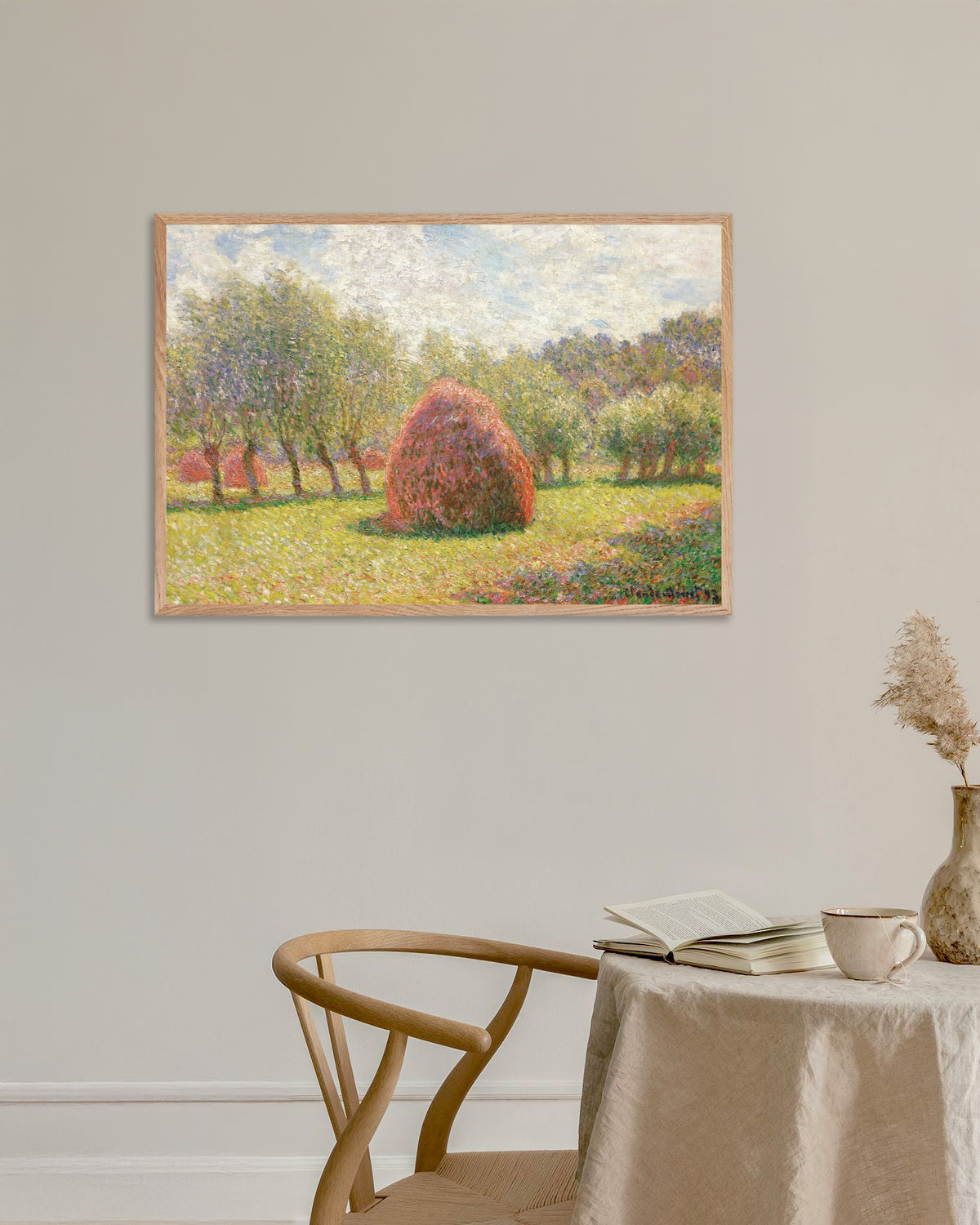 Poster Covoni a Giverny (1893) di Claude Monet con cornice in legno naturale