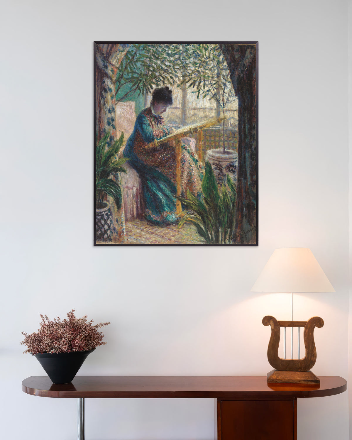Poster Madame Monet ricama (1875) di Claude Monet con cornice in metallo