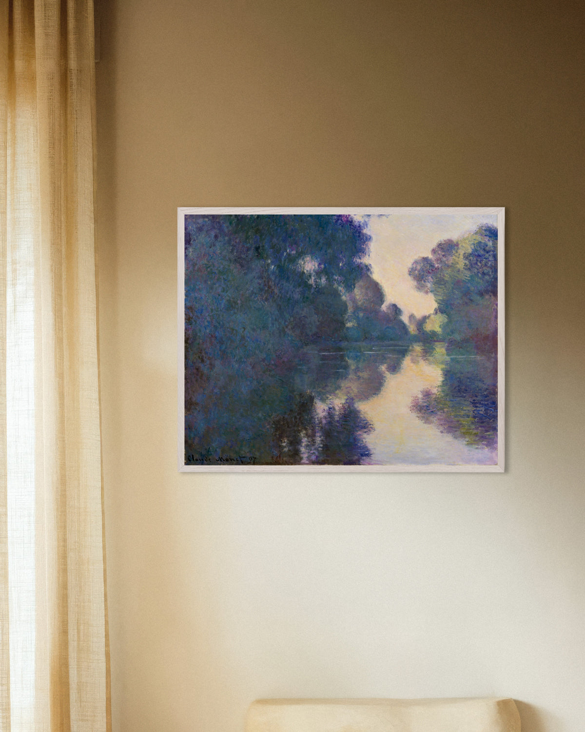 Poster Mattino sulla Senna vicino a Giverny (1897) di Claude Monet con cornice in legno bianco