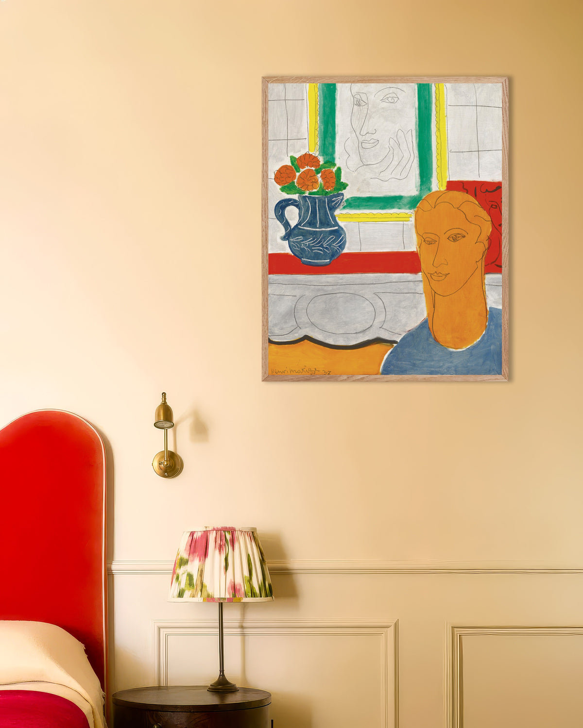 Poster di Testa ocra (Figura e bouquet) (1937) di Henri Matisse, con cornice in legno naturale