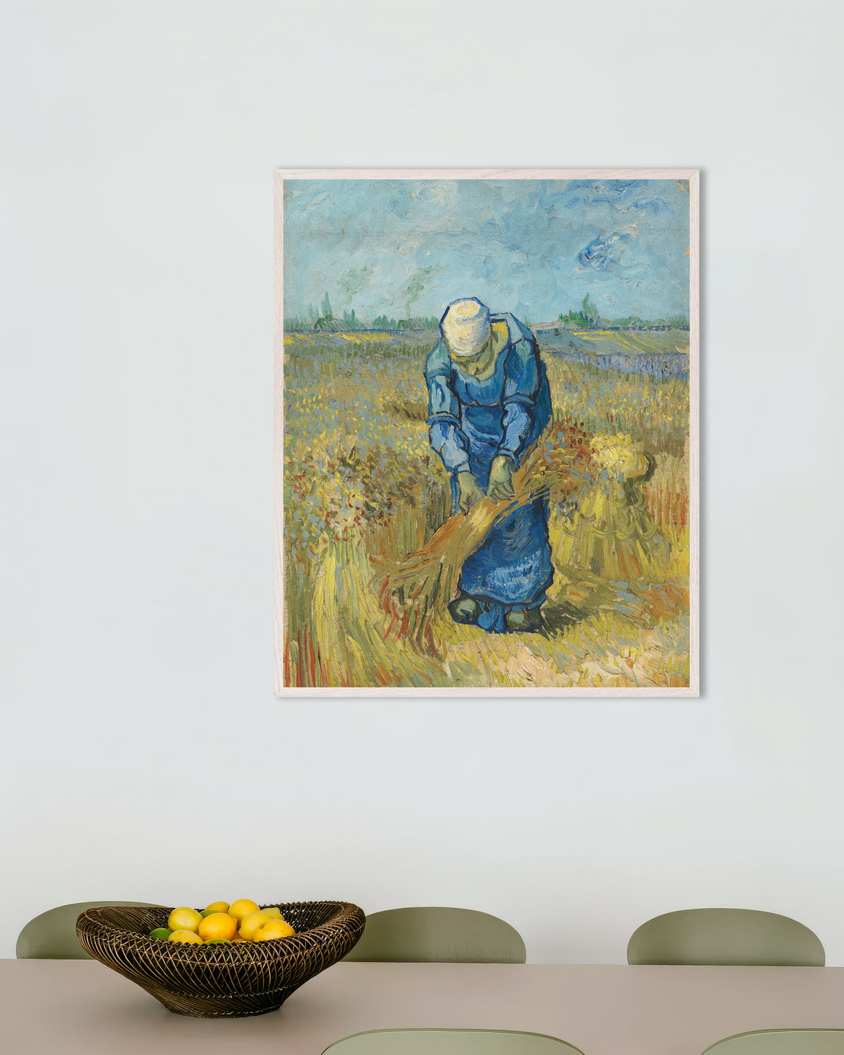 Poster di Donna contadina che lega i covoni, da Millet (1889), di Vincent van Gogh, con cornice in legno bianco
