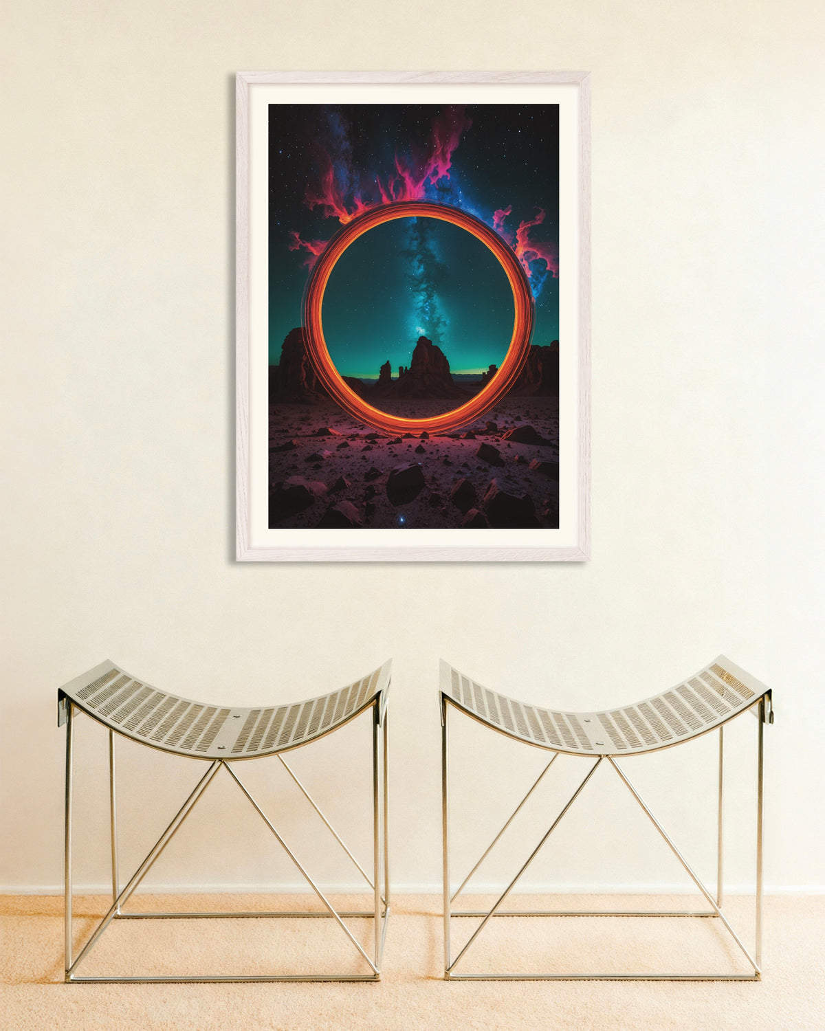 Poster di Photolab al neon luminescente, cerchio del tempo, con cornice in legno bianco