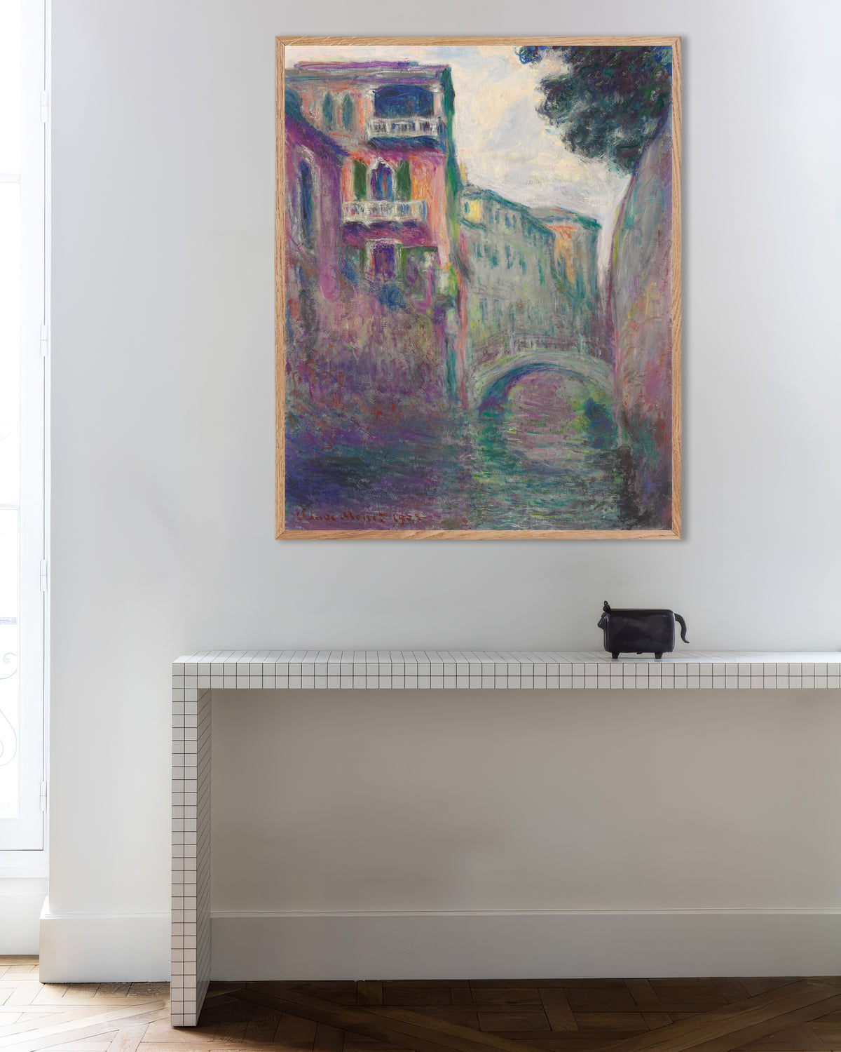Poster Rio della Salute (1908) di Claude Monet con cornice in legno naturale
