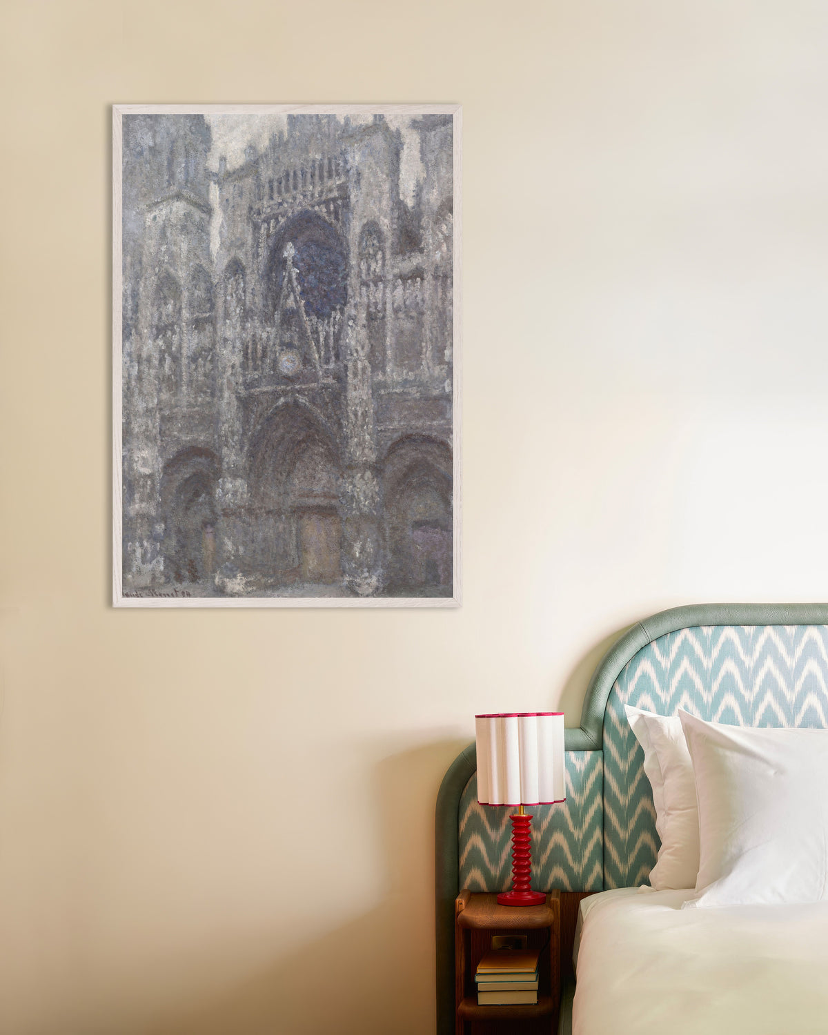 Poster La cattedrale di Rouen, il portale, tempo grigio (1892) di Claude Monet con cornice in legno bianco