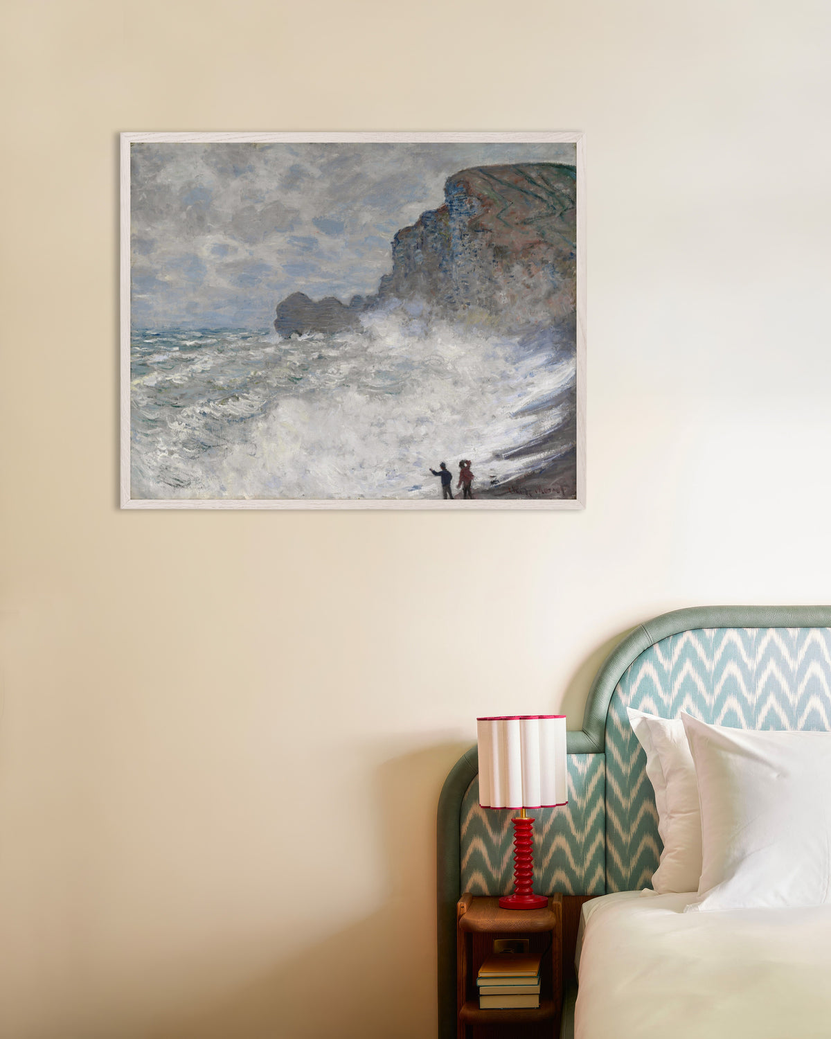 Poster Burrasca a Étretat (1883) di Claude Monet con cornice in legno bianco