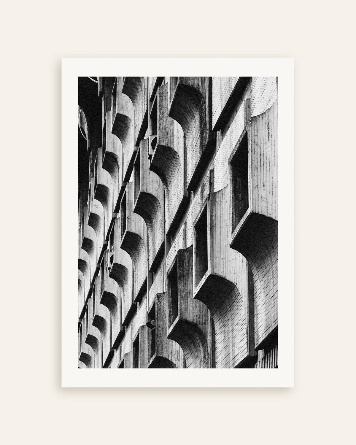Poster «Finestre con cornici smerlate», miniatura