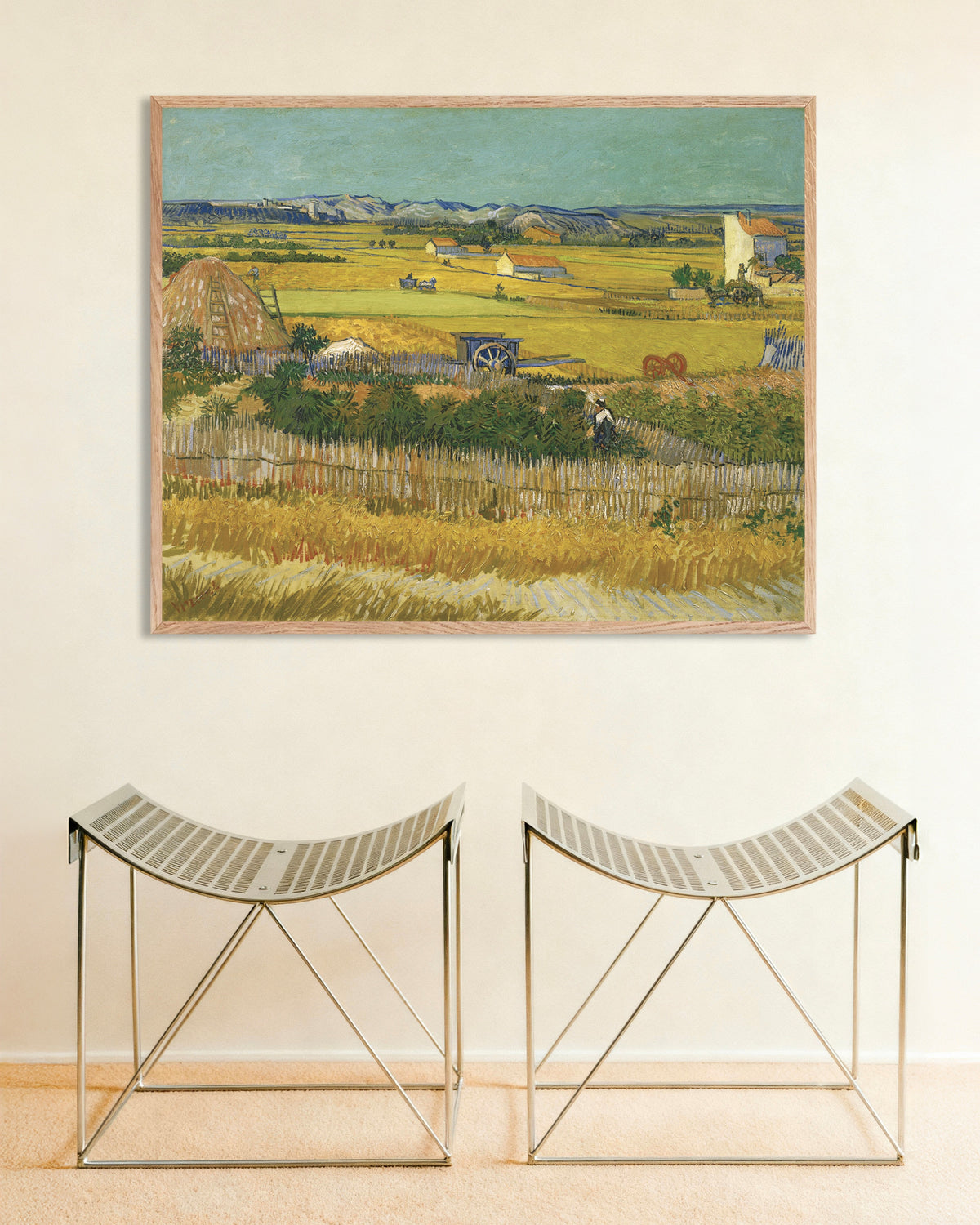 Poster de Il raccolto (1888) di Vincent van Gogh, con cornice in legno naturale