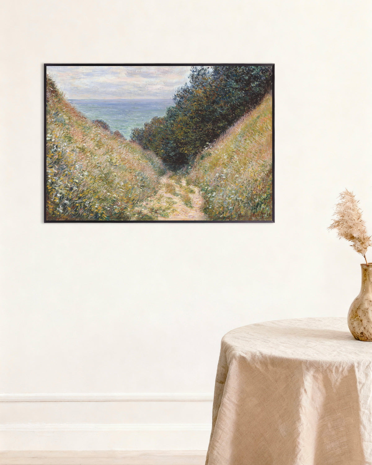 Poster Sentiero della Cavée a Pourville (1882) di Claude Monet con cornice in metallo