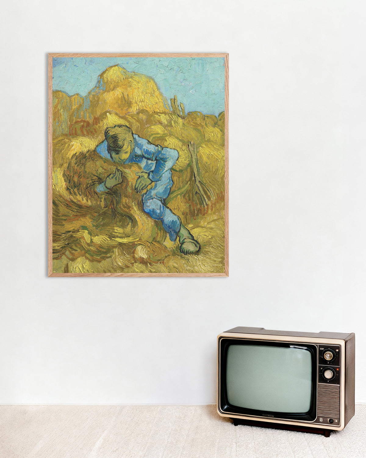 Poster di Il legatore di covoni, da Millet (1889), di Vincent van Gogh, con cornice in legno naturale