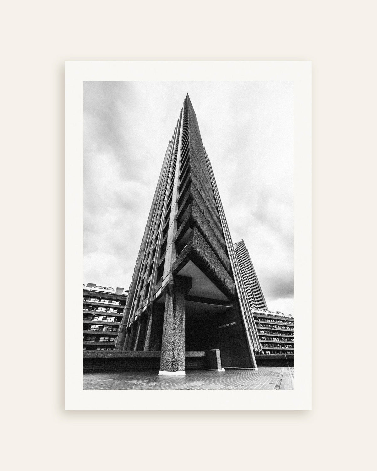 Poster «Prua di una torre triangolare», miniatura