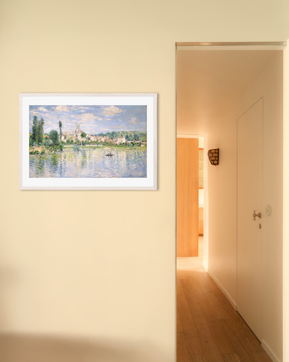 Poster Vétheuil d'estate (1880) di Claude Monet con cornice in legno bianco