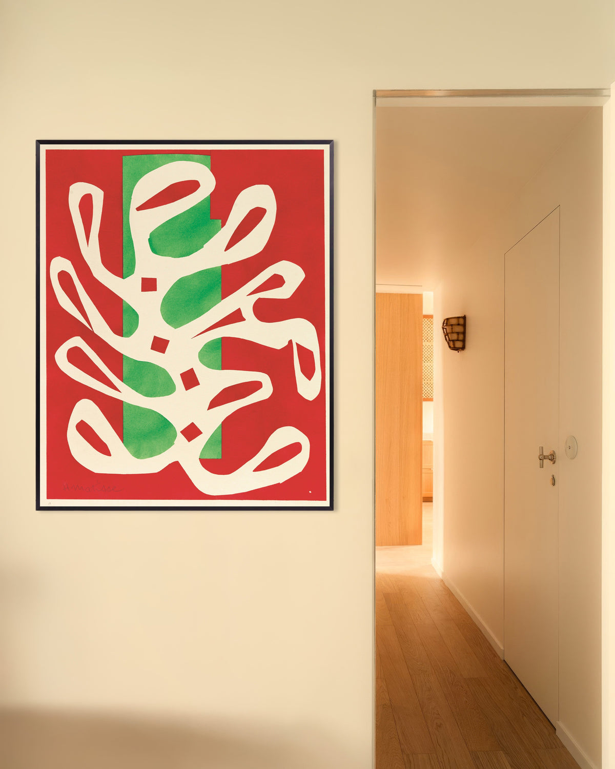 Poster di Alga bianca su sfondo rosso e verde (1947) di Henri Matisse, con cornice metallica