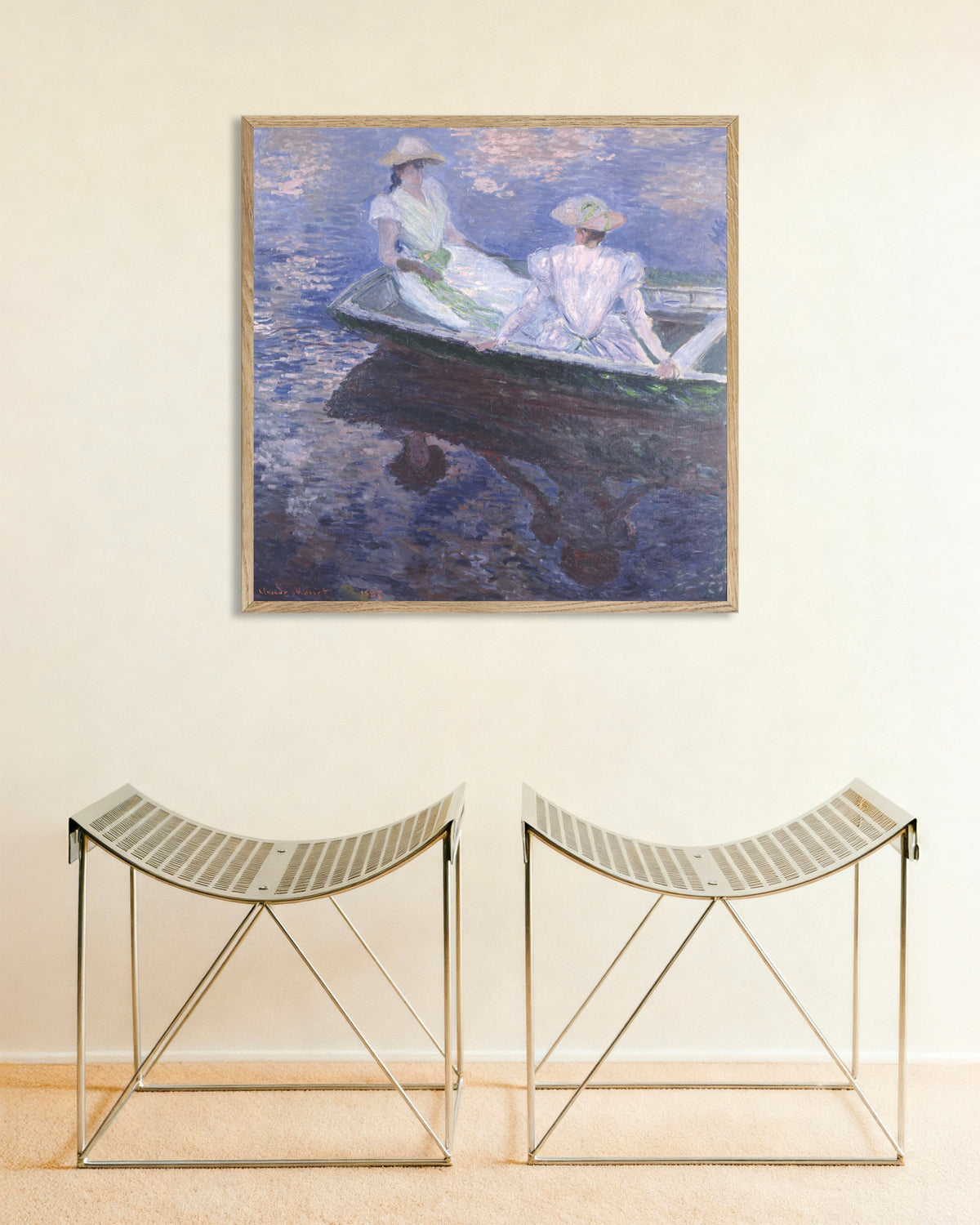 Poster Ragazze in barca (1887) di Claude Monet con cornice in legno naturale